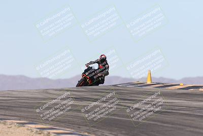 media/Dec-01-2025-Moto Forza (Mon) [[2daa91e15f]]/2-Intermediate Group/Session 2 (Turns 9 and 10)/